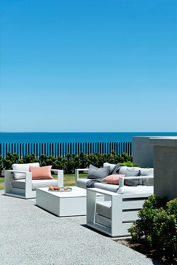 COASTAL PARADISE, Cottesloe
