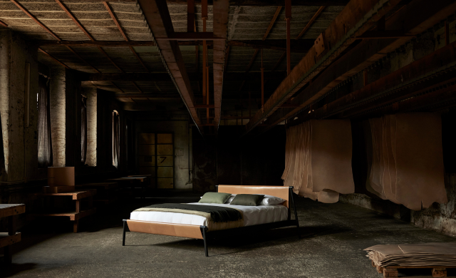 Jack-e Cuoio Bed Collection -  / Bolzan