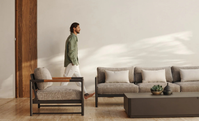 Breeze XL Lounge Chair