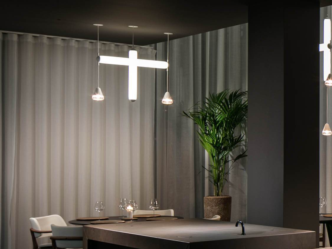 Puro Spotlight Lamp Collection