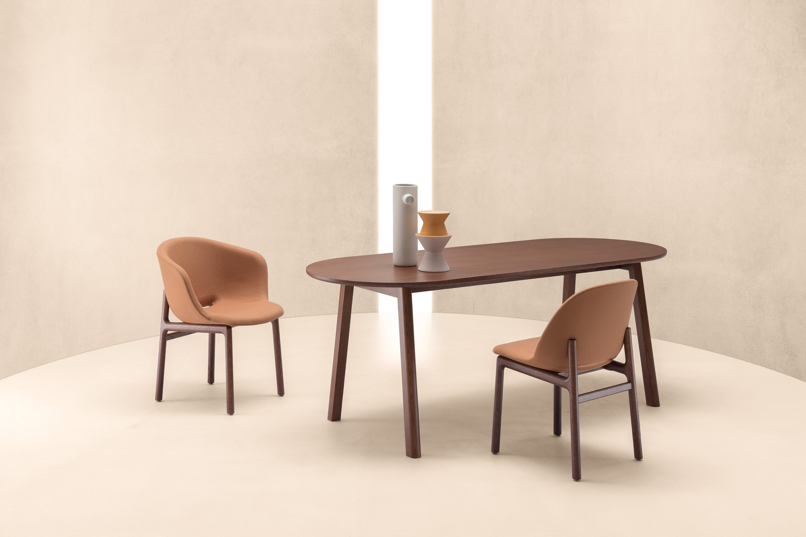 Tusca R/4W Chairs