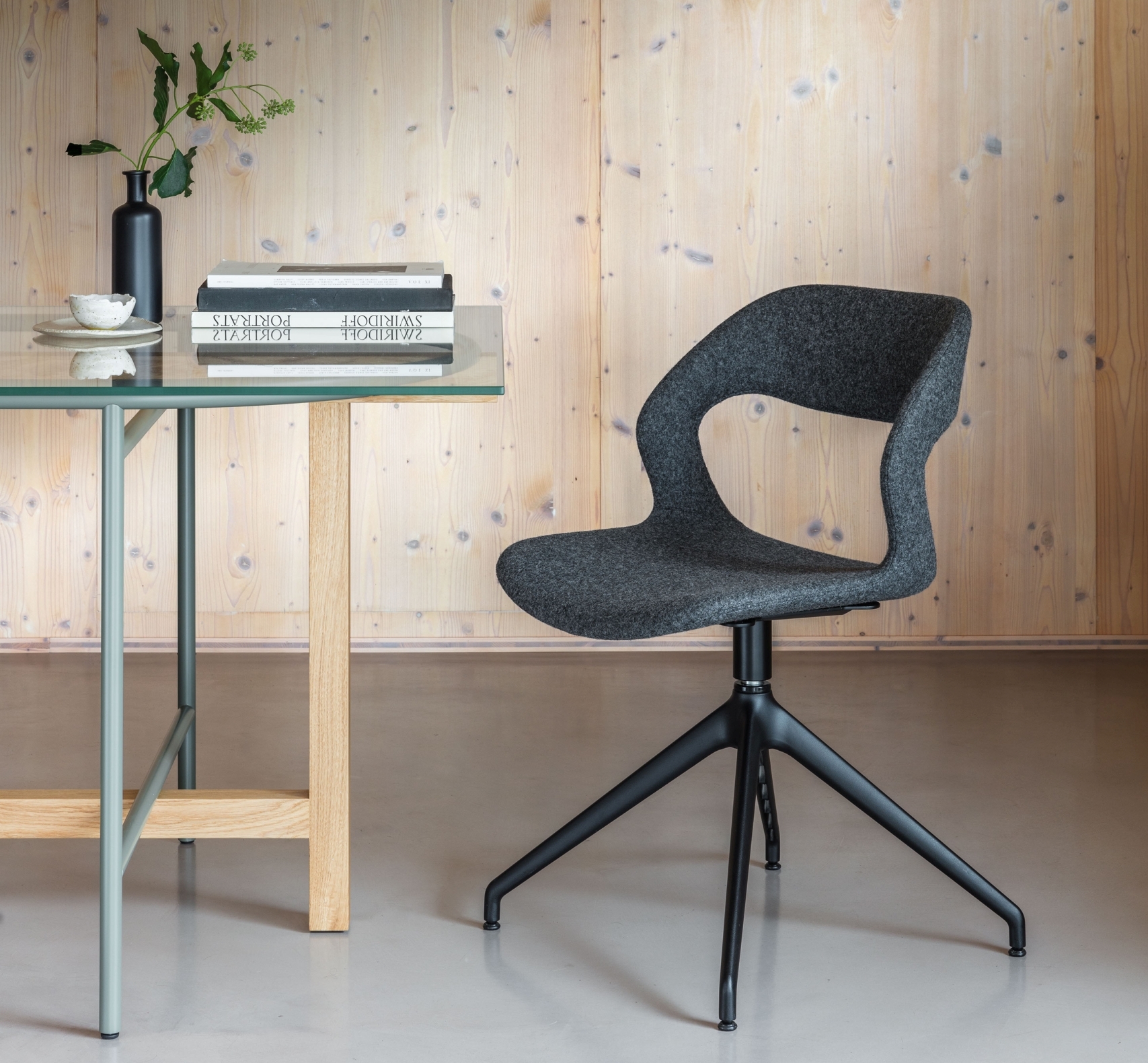 Mixis Air R/PB1 Chairs