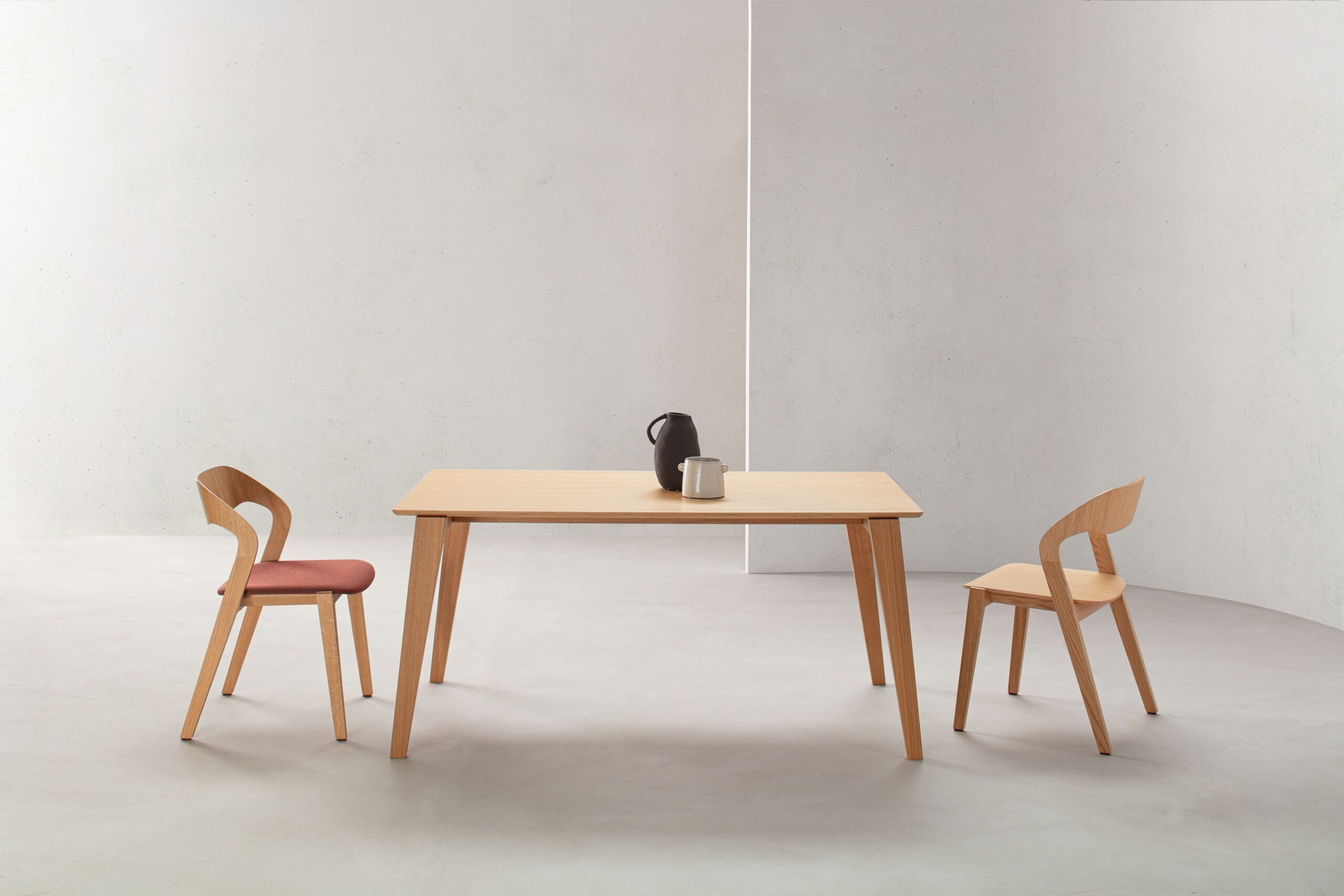 Oxton 200 Dining Tables