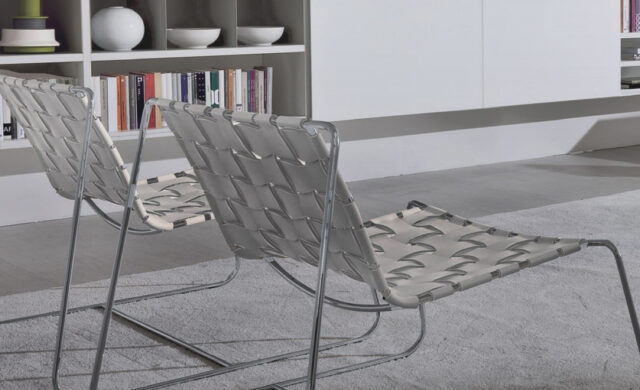 It Is - Lounge Chair / Désirée