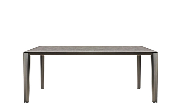 Skin - Tables / Desalto