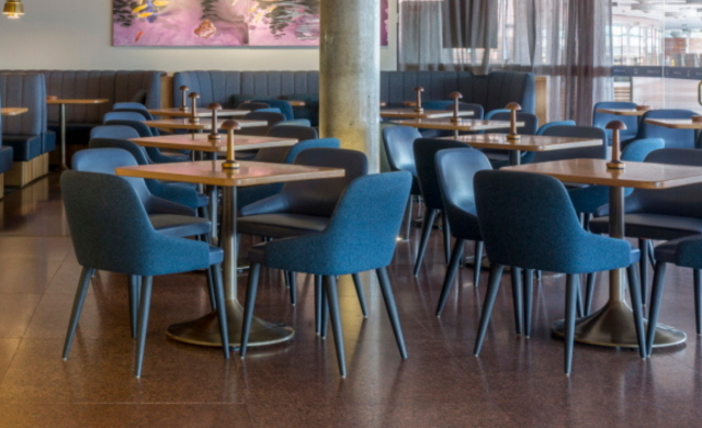 Axel R/4W - Chairs / Crassevig