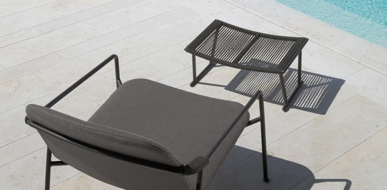 Coral Lounge Chair