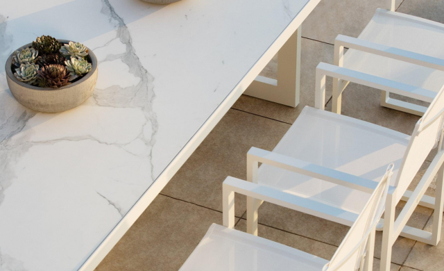 Hampton Dining Table - 100" / Harbour Outdoor