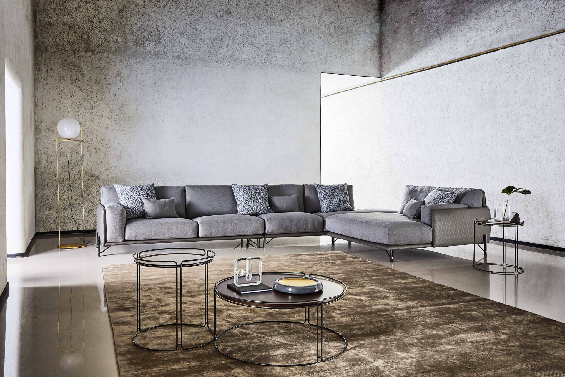 Kris Sofas