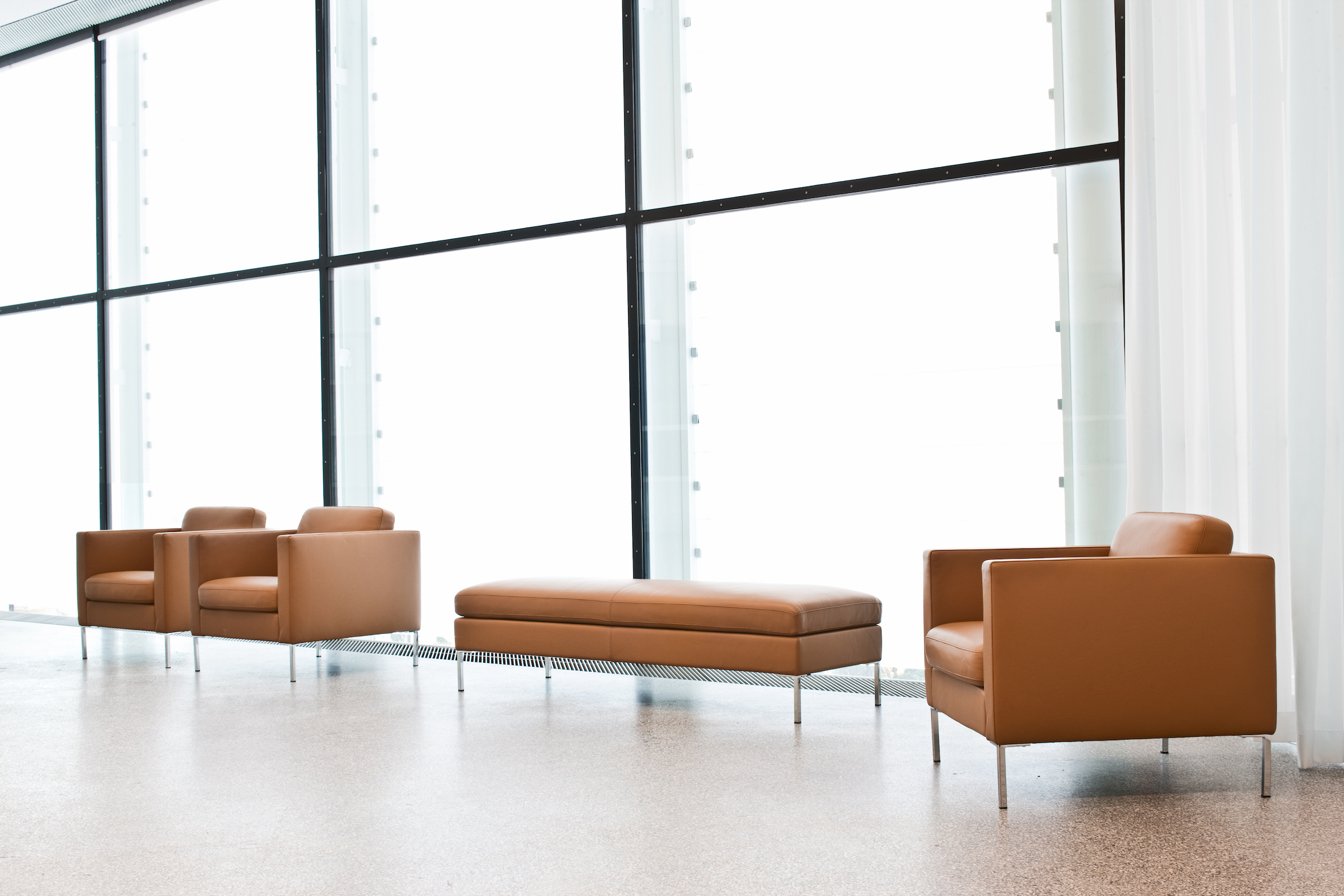 New Time - Lounge Chair / Lounge Chairs