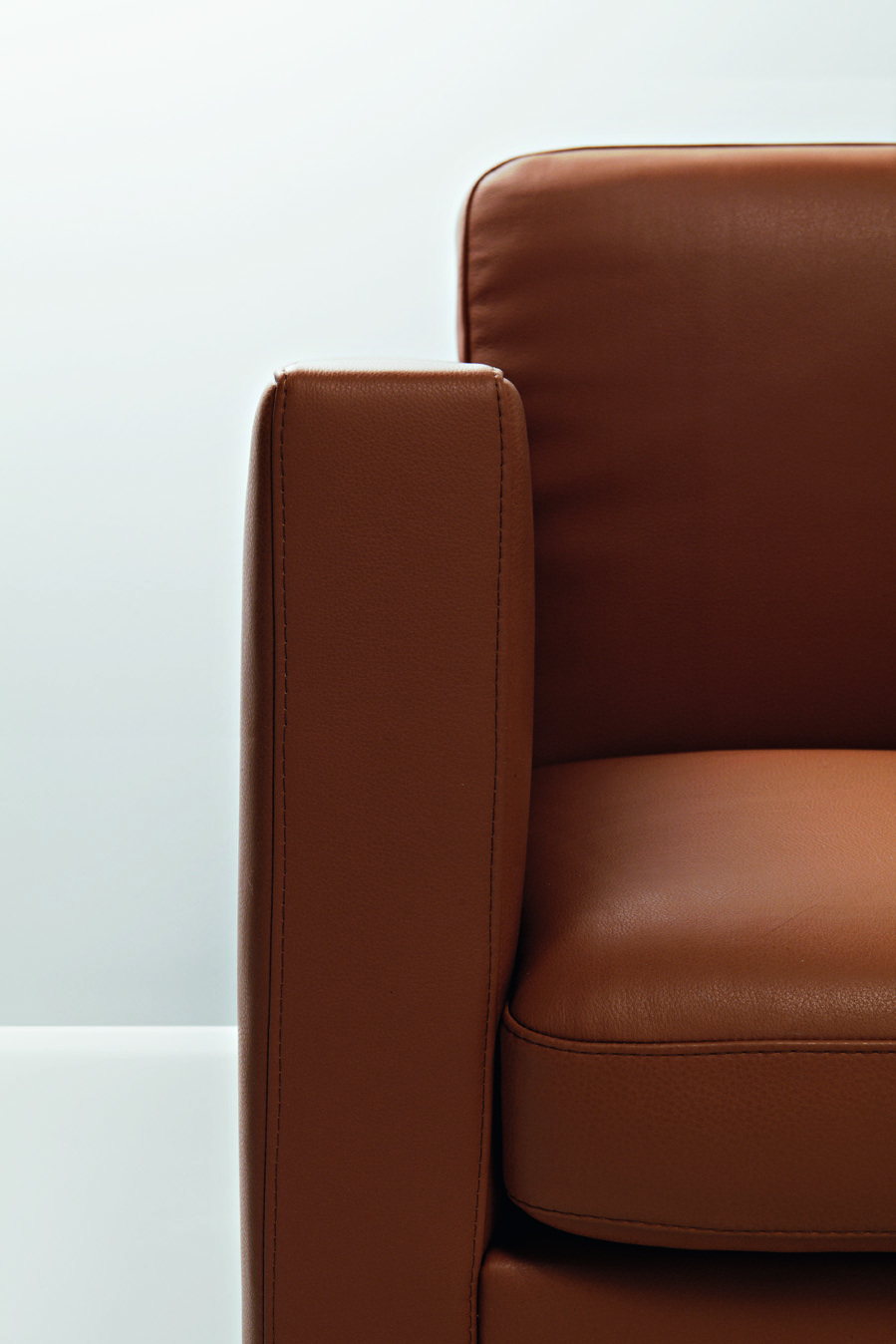 New Time Lounge Chair