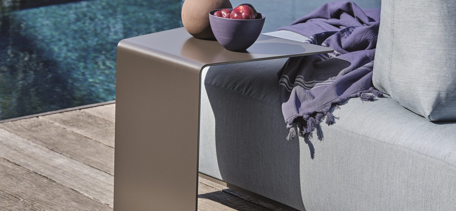 Loman Outdoor Coffee Tables