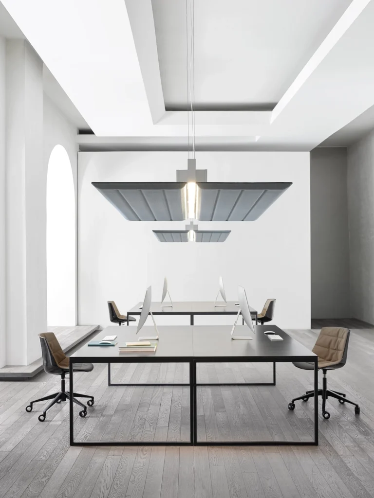 Diade Pendant Light