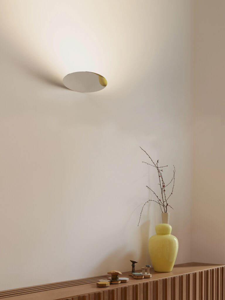 Millimetro Wall Light