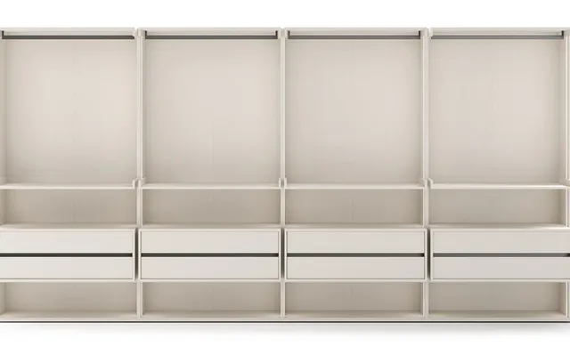 Walk In - Closet / Multiple