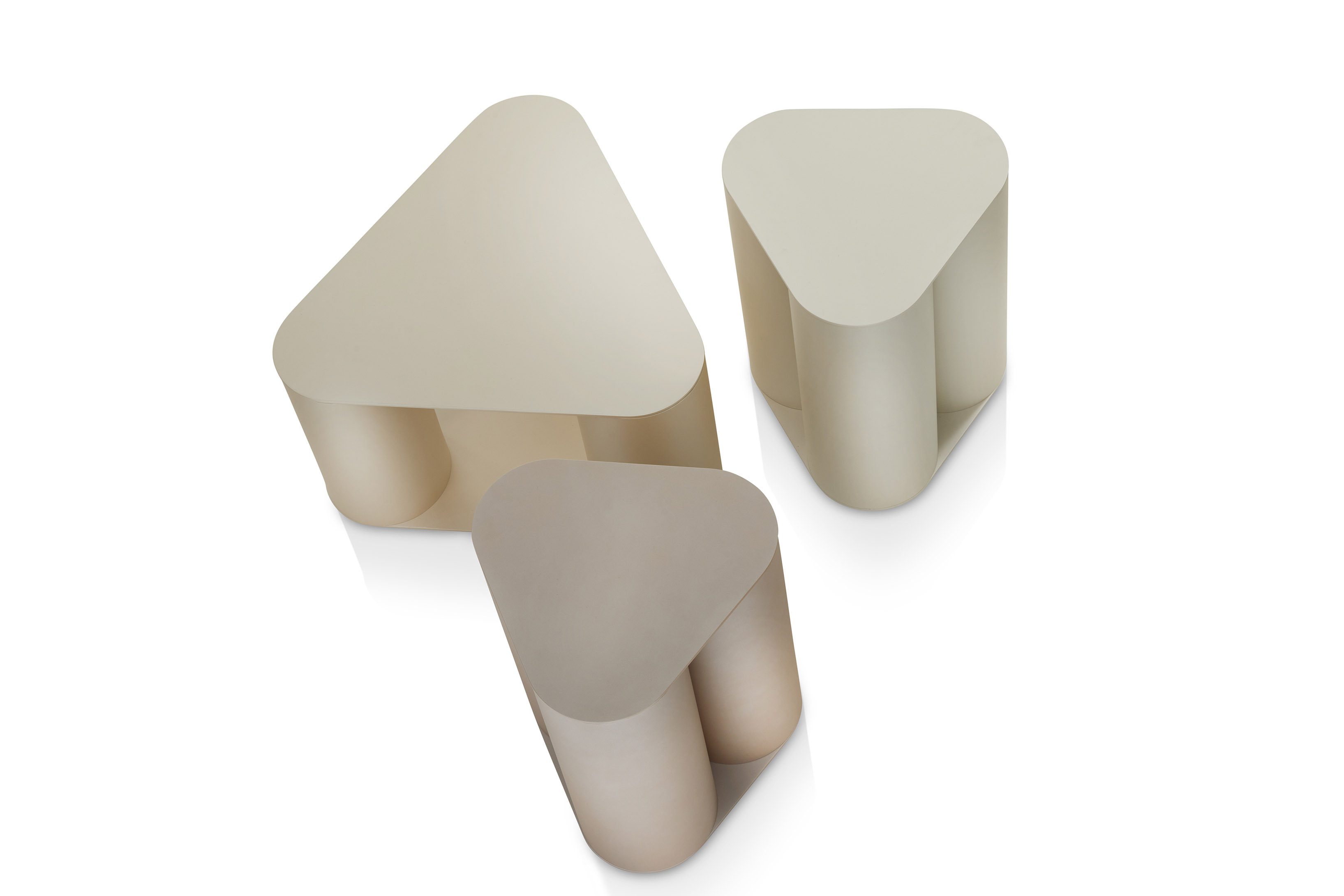 Tres - Coffee Table / Saba Italia