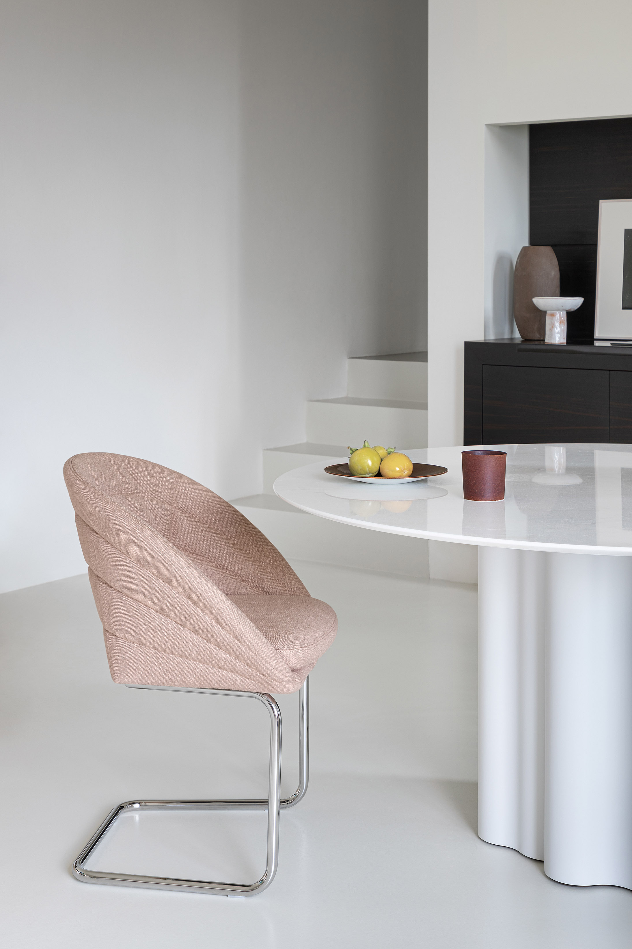 Petite Fluer Lounge Chair