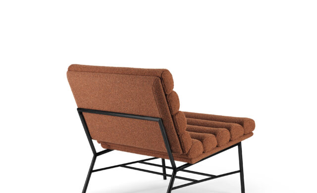 Pan Flute - Lounge Chair / Saba Italia