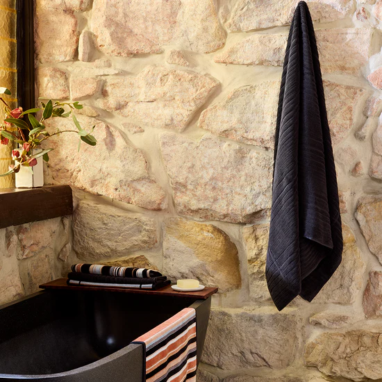 Shale towel in Carbon -  / Towels