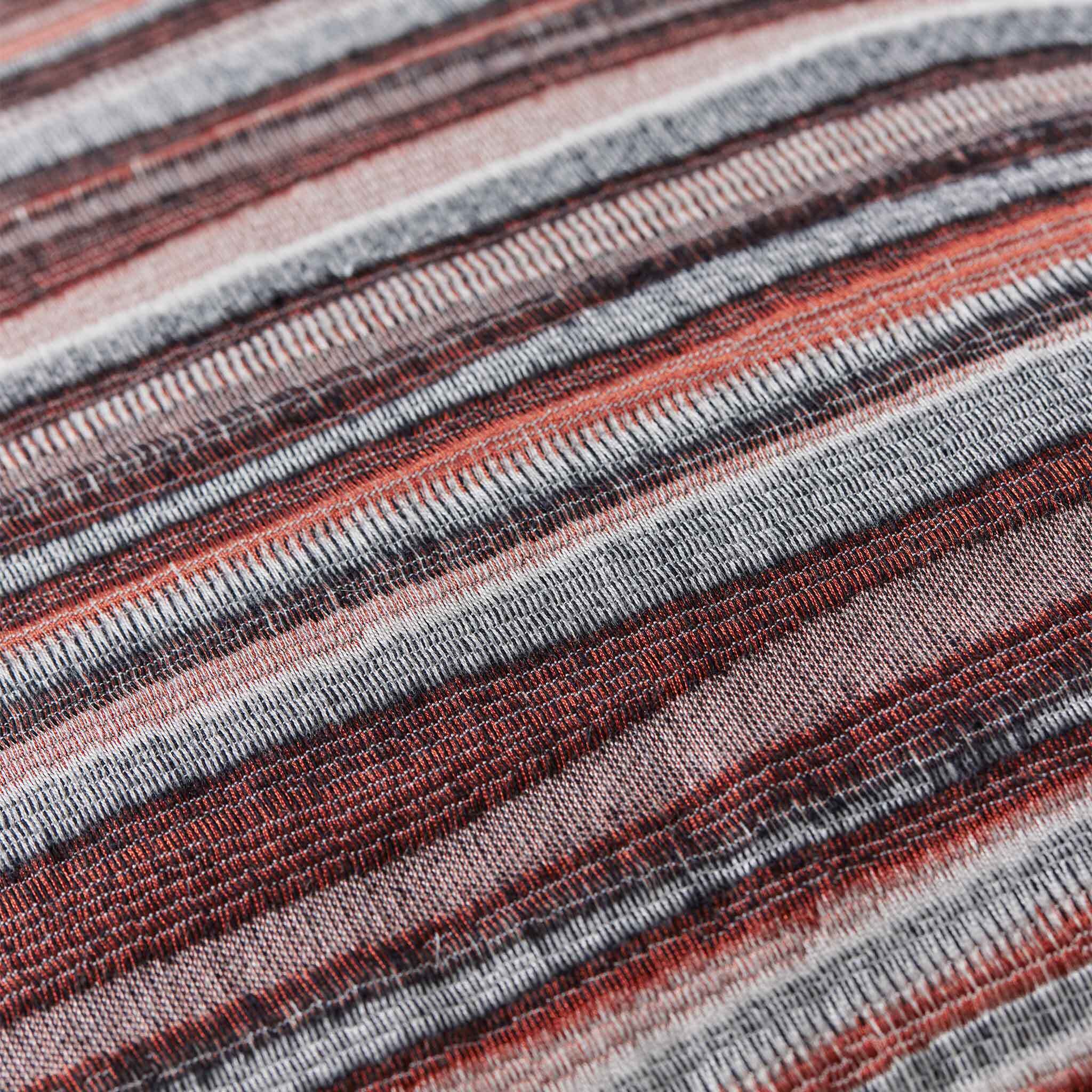 Striation Reverse Cushion