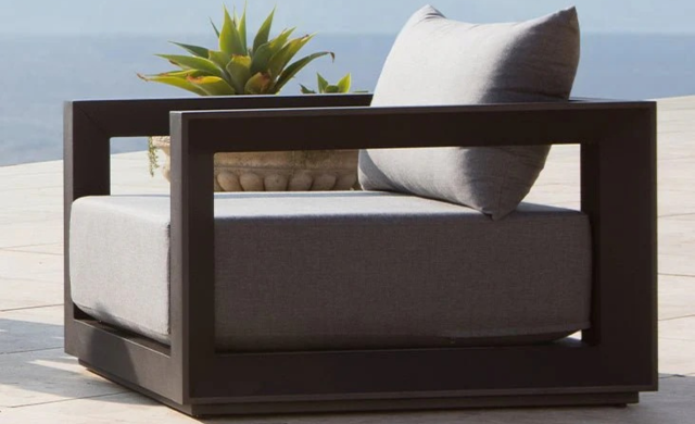 Vaucluse - Lounge Chair / Harbour Outdoor