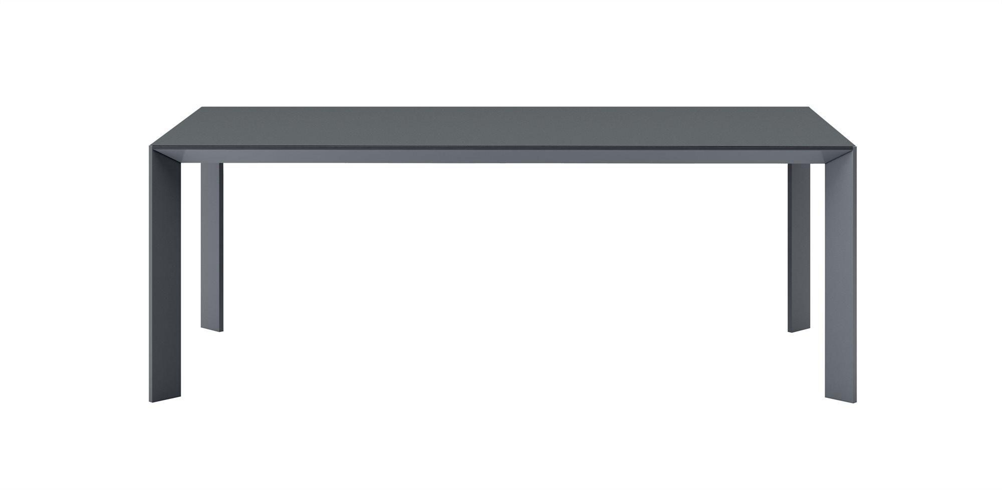 Mac Dining Table / Dining Tables / Desalto / Henri Living