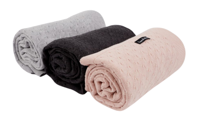 Luxury Cot Blankets - Organic Cotton - Knot design / Blankets & Throws