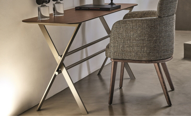 XCS Consolle - Complementary Furniture / Accessories