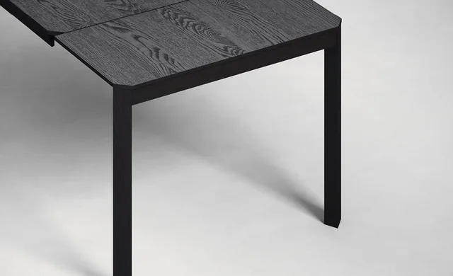 STRETCH - Extending Table / Dining Tables