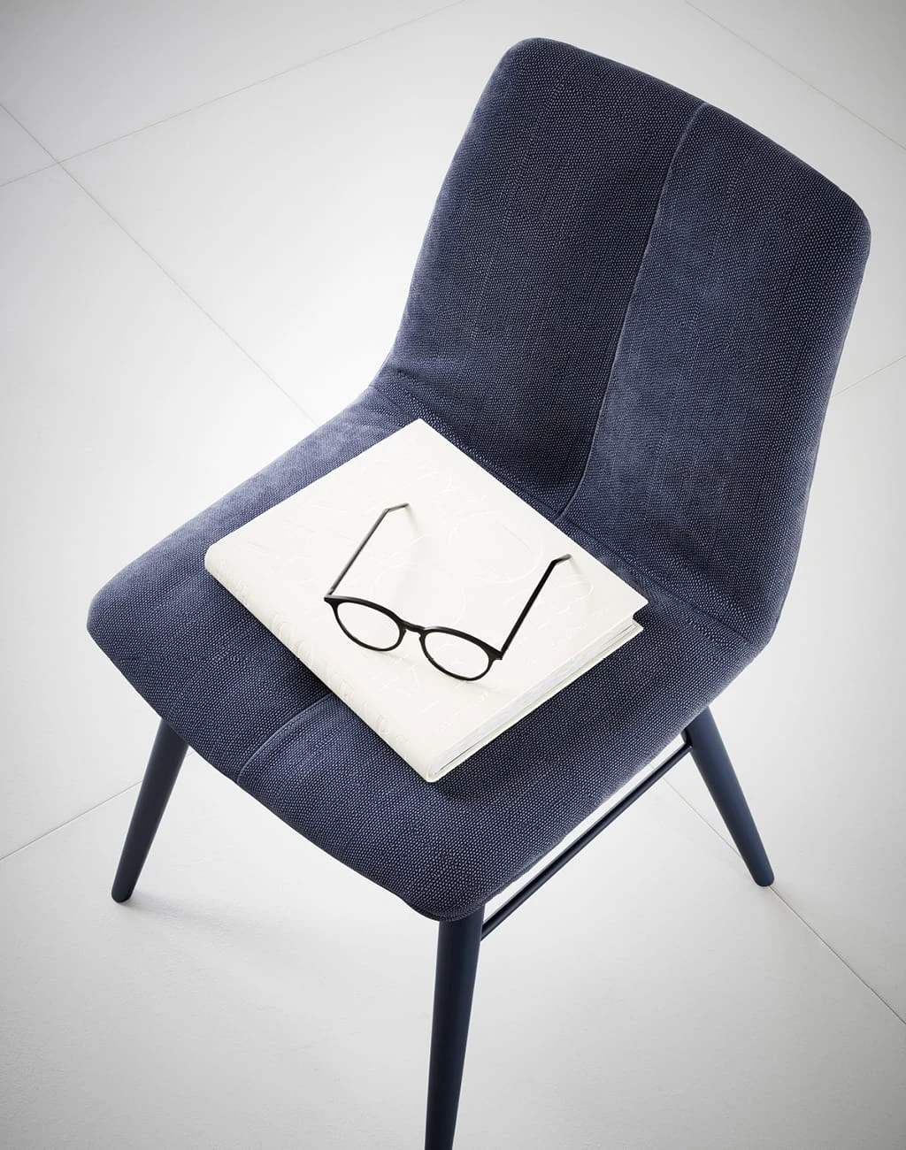 NATT - Chair / Dining Chairs