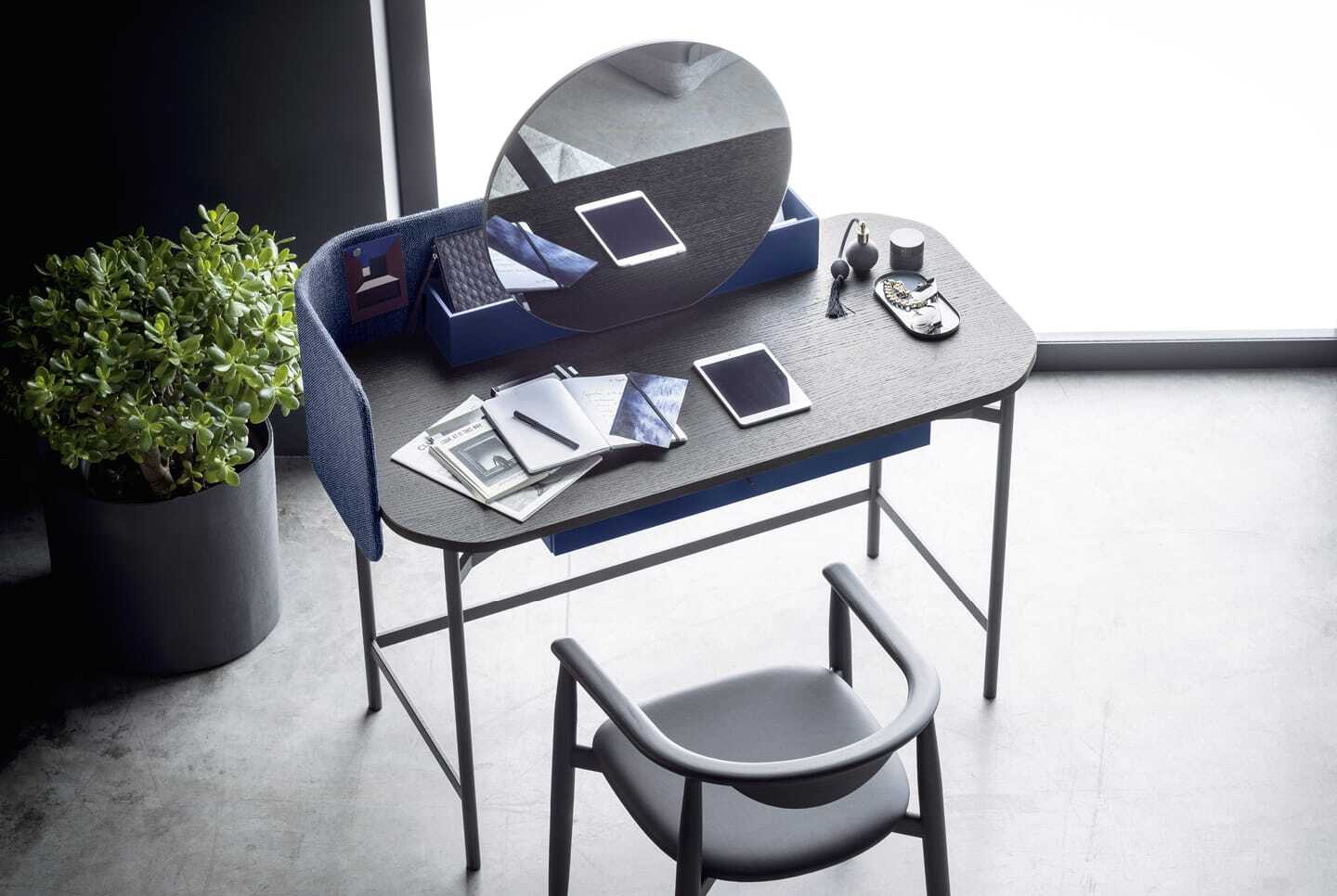 NINFEA Desk and Console Tables
